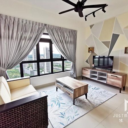 Ferienwohnung Meridin@Medini#3 Nusajaya  Exterior foto