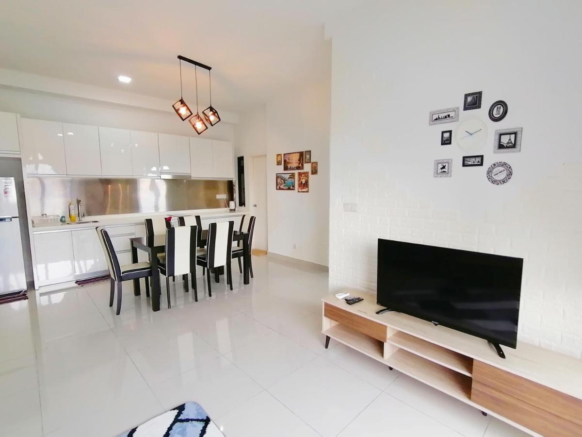 Ferienwohnung Meridin@Medini#3 Nusajaya  Exterior foto
