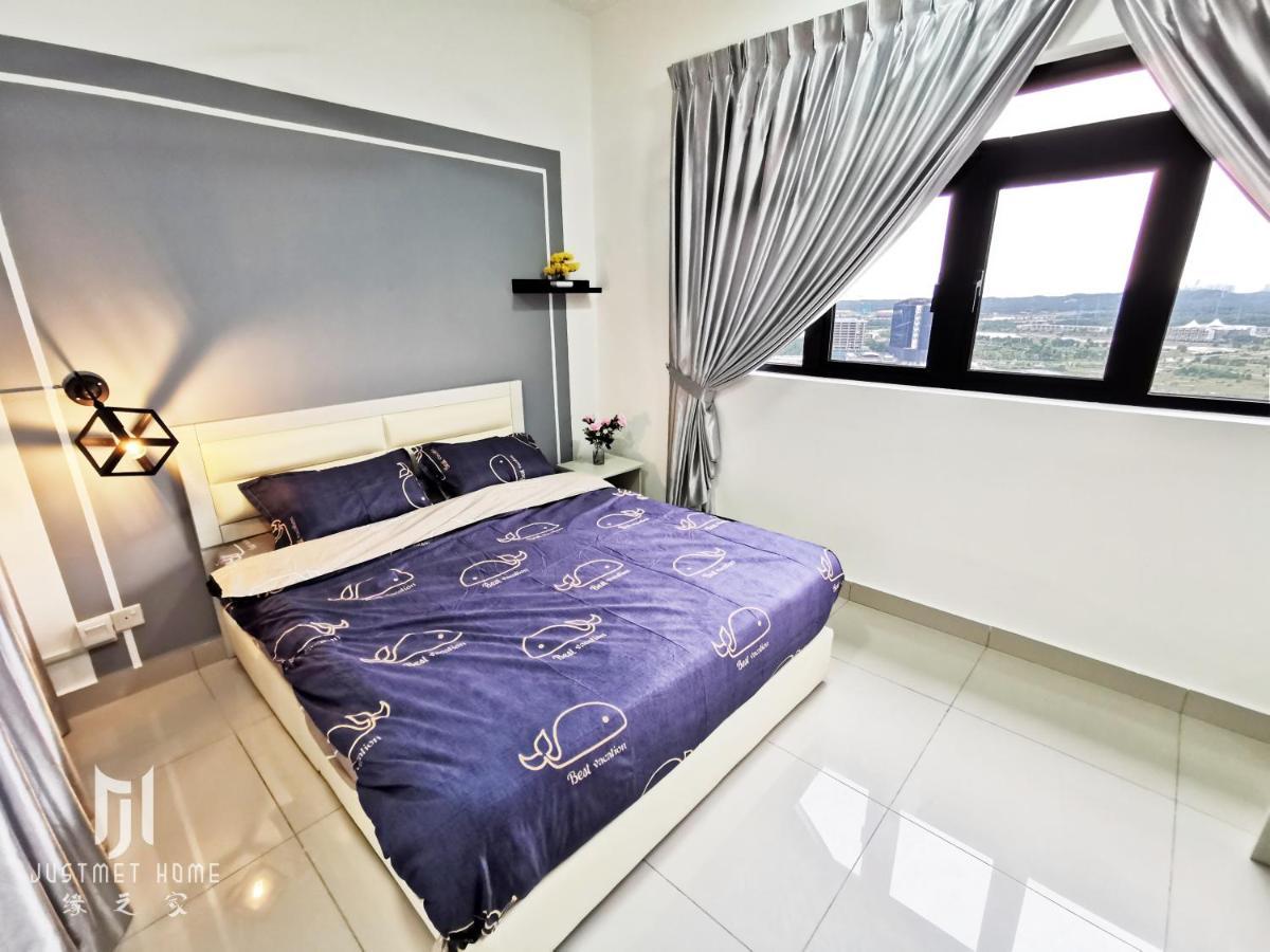 Ferienwohnung Meridin@Medini#3 Nusajaya  Exterior foto
